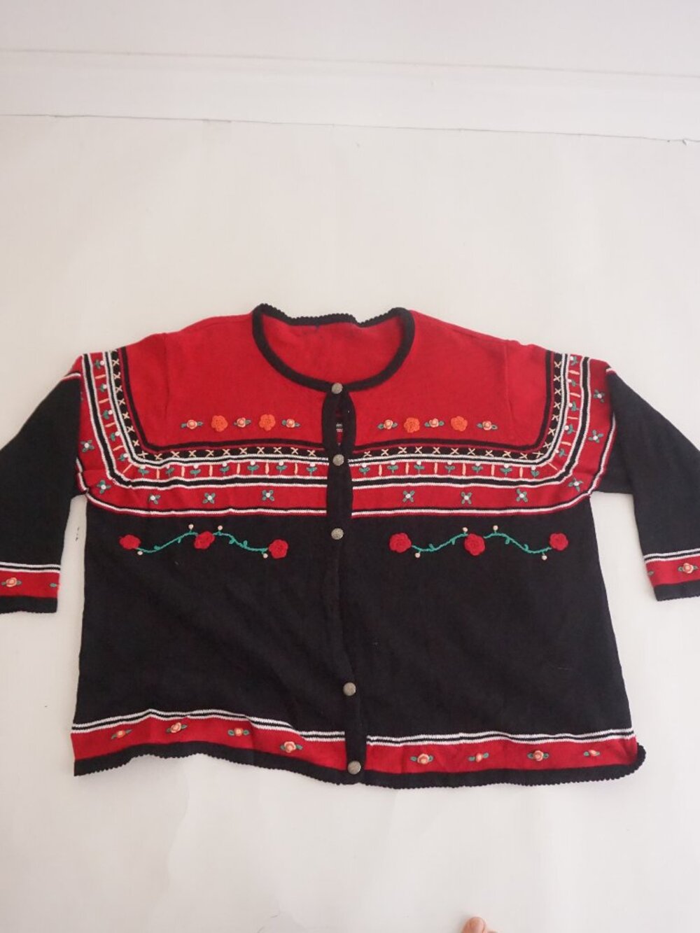 Vintage Red Black Floral Embroidered Button Front Cottage Boho Knit Cardigan XL